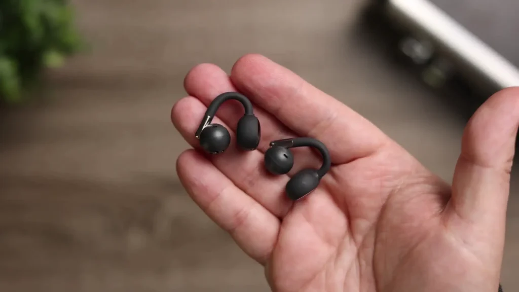 A image of SoundPEATS Clip 1