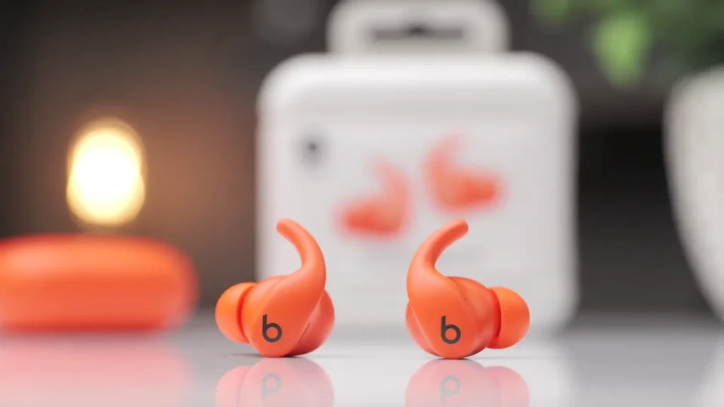 A image of PowerBeats Fit vs PowerBeats Pro 2 vs AirPods Pro 3