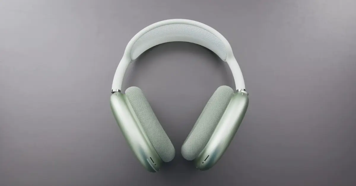 A image of AirPods Max Review