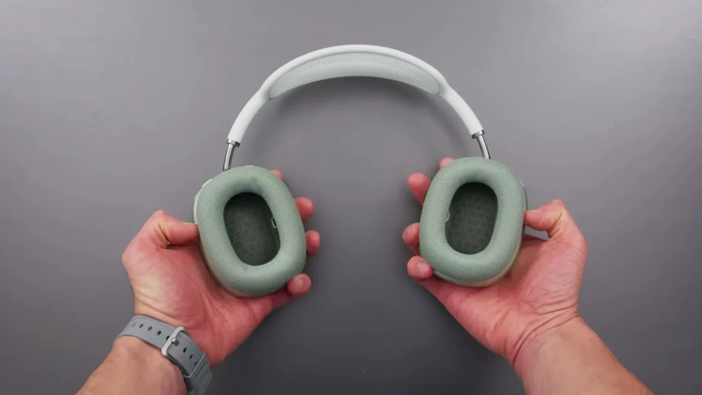 A image of AirPods Max Review