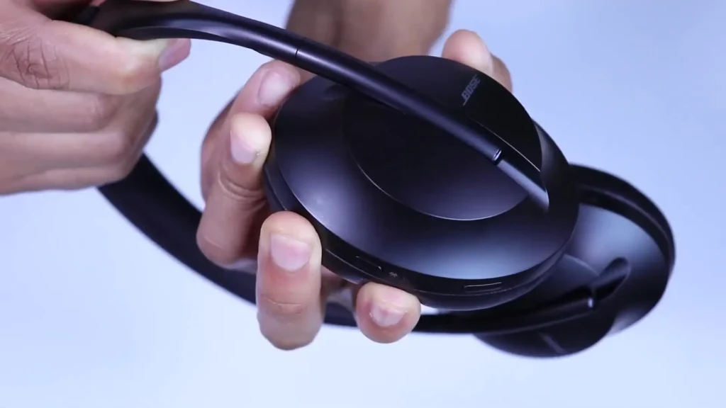 Bose 700 Wireless Headphones Review